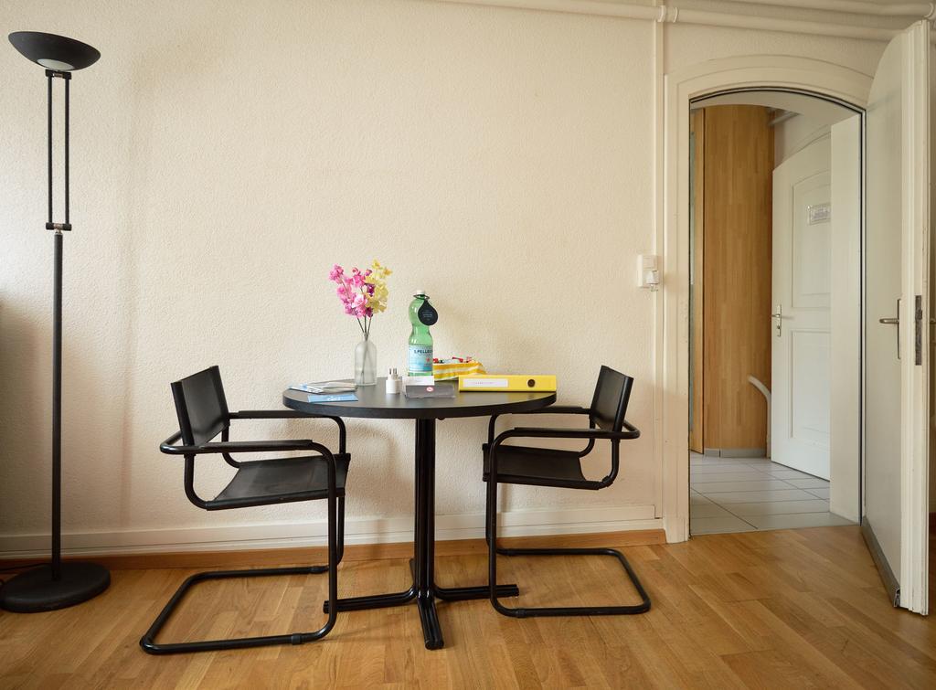 Garden Studio Apartment Zuerichberg Room photo